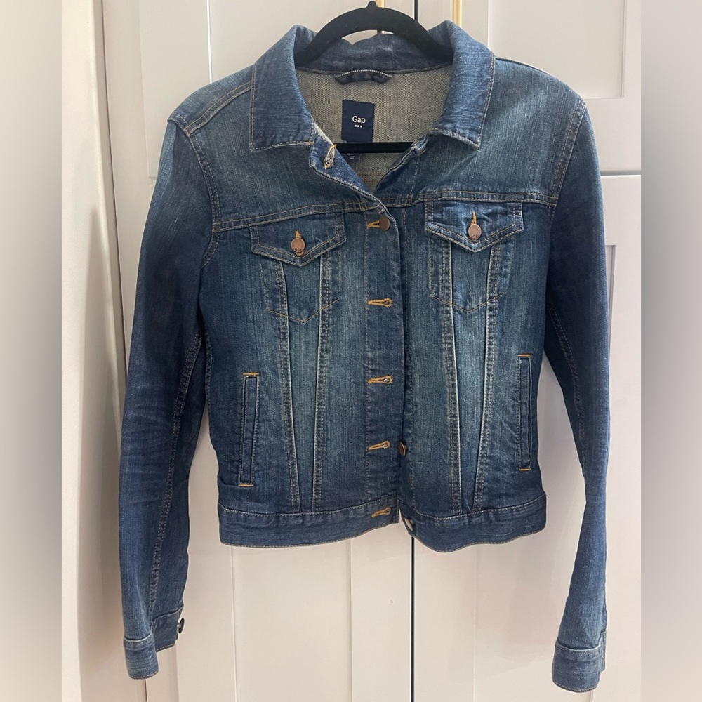 Gap Women's Dark Wash Denim Jacket